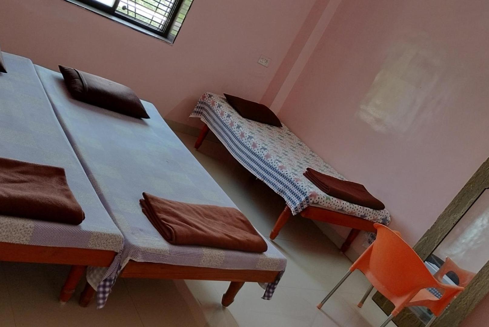 Ferienwohnung Shivam Residency Ellora Zimmer foto